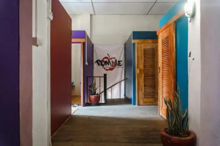 Pomme Hostel