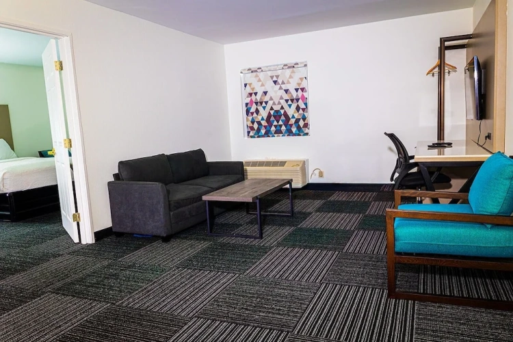 2 Bedrooms Suite