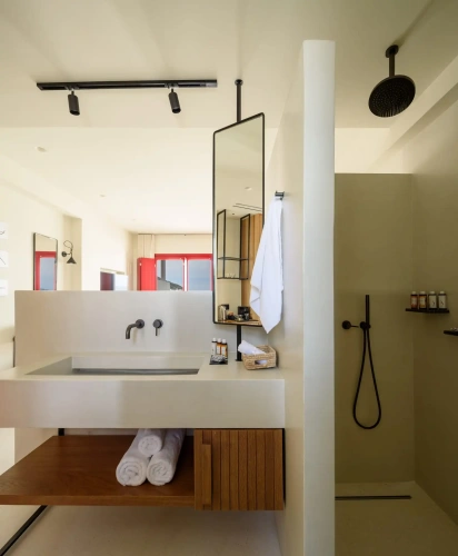 Executive with Outdoor Private Pool and Heated Jacuzzi Suite