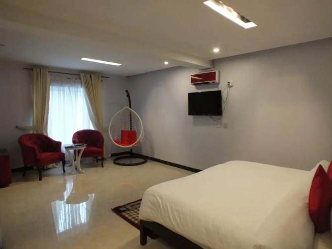 Humming Bird Resort And Executive Suites