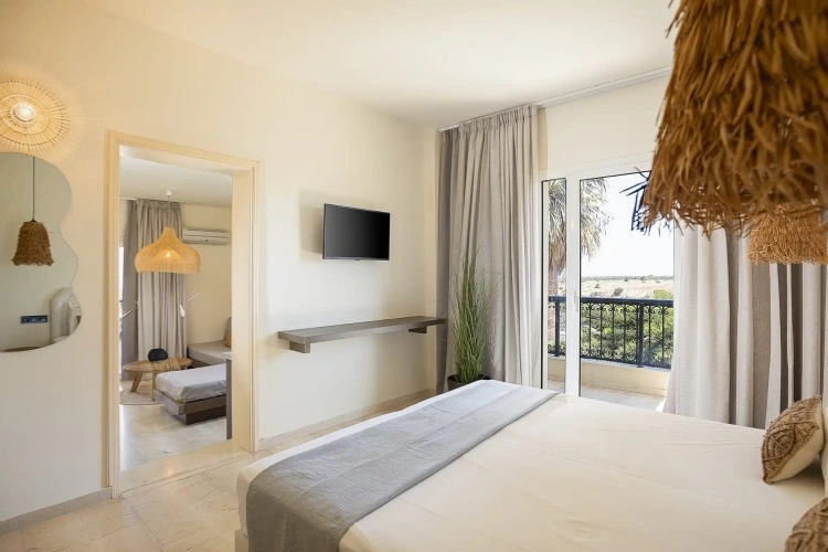 1 Bedroom Family Apartment with sea view