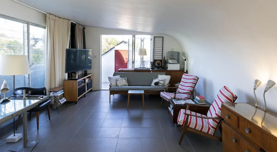 Bondi Retro Designer