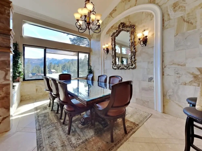 Deluxe Condo with Fireplace (Unit 623 at 1849)