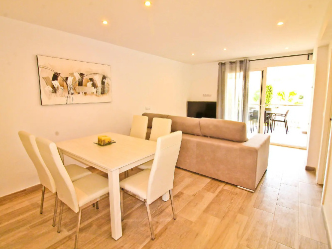 Lago Y Mar - Three Bedroom