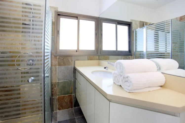 TLVSublet Hayarkon
