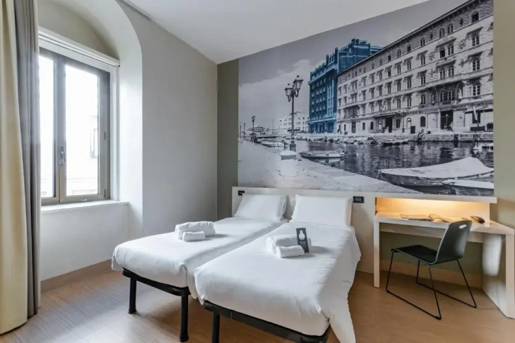 Superior Twin room