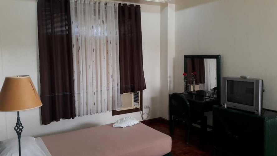 La Planta Hotel and Restaurant
