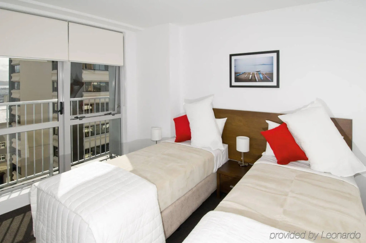 Barclay Suites