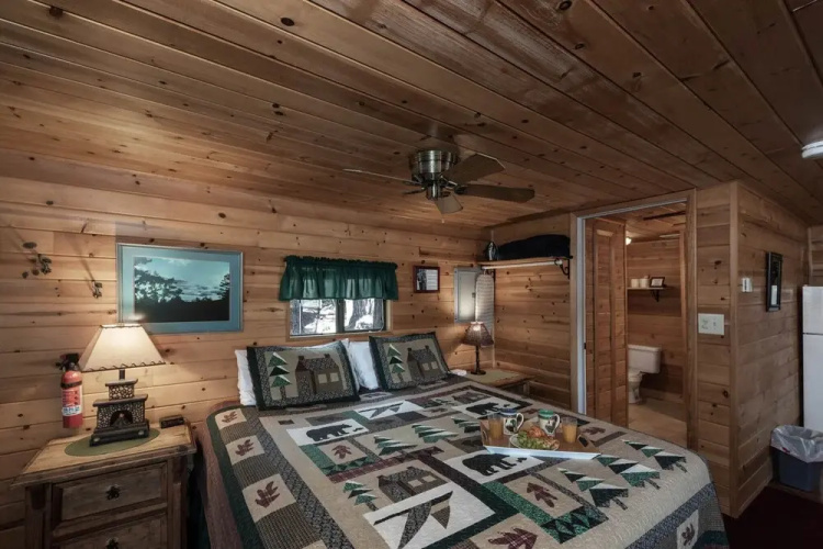 Cozy Bear Cabins