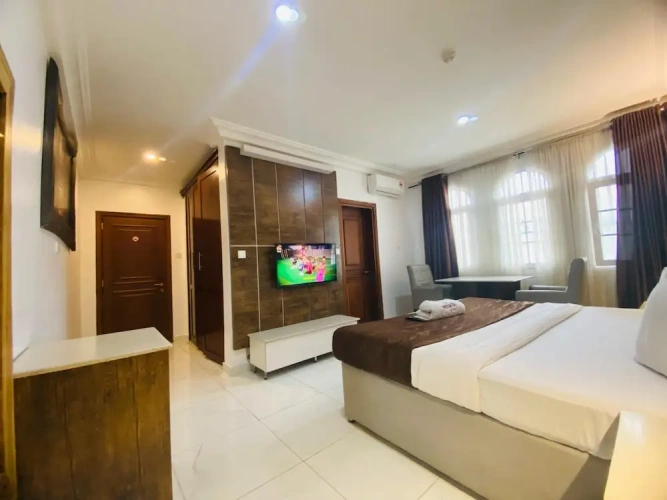 Royal room