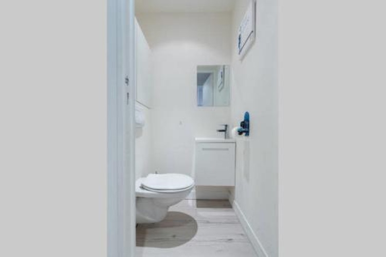 Great Flat in the Old Town Up To 4