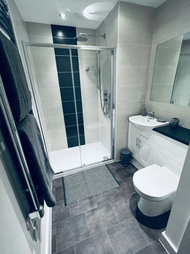 2-bed Apartment, Parking Including, Sleeps 4