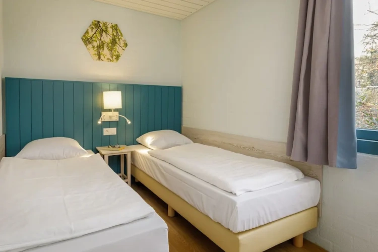 4 Bedrooms Premium Cottage