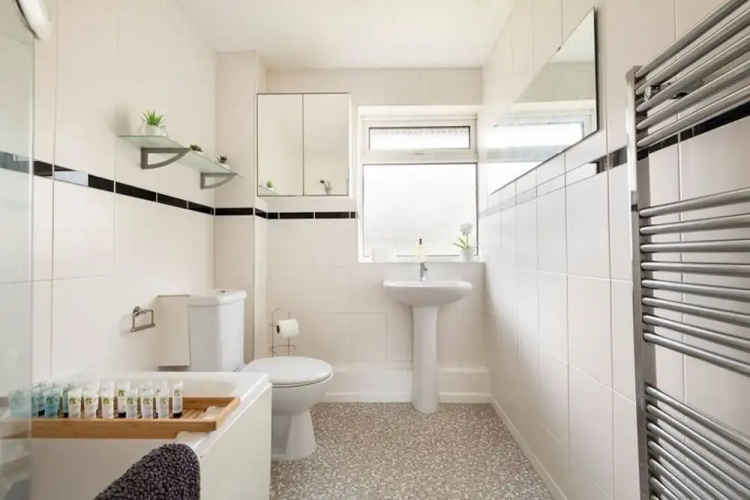 City Centre House FREE PARKING