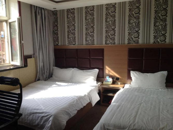Tianhua Express Hotel