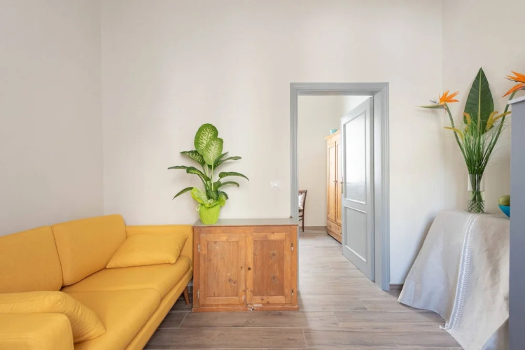 Sanzanobi Apartment