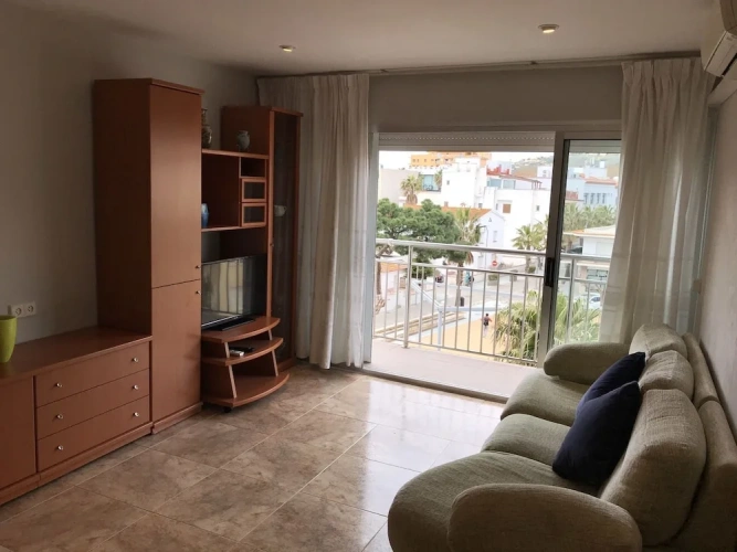 3 Bedrooms Apartment with balcony