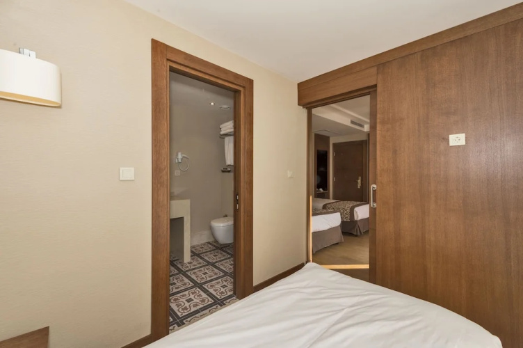 Viore Hotel