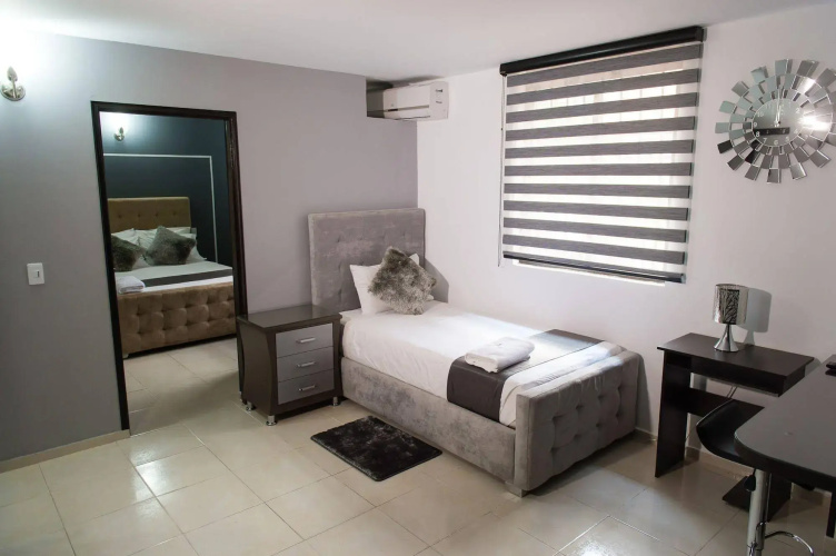 Hotel Roosevelt Plaza