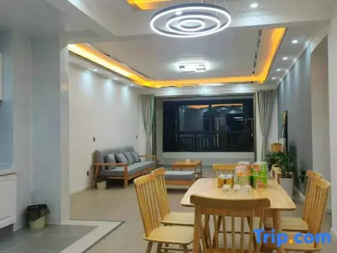 Yunnan Dinglu Hotel (Huanqiu Shidai)
