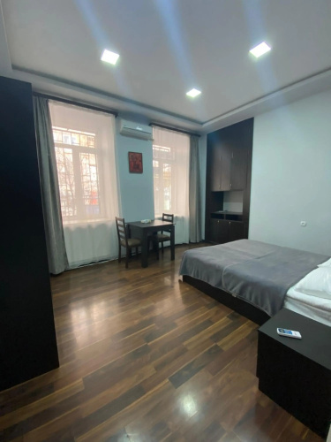 Apartment 52