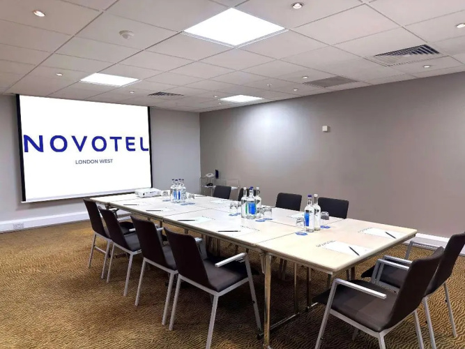 Hotel Novotel London West photo 20