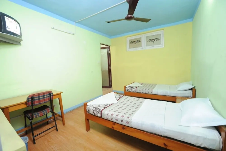 Standard Double room with view