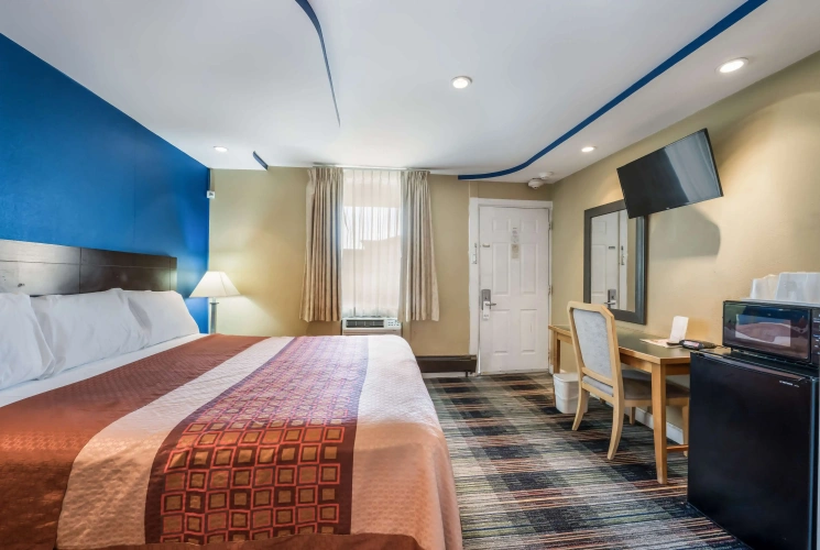 Deluxe with Jetted Tub Double room