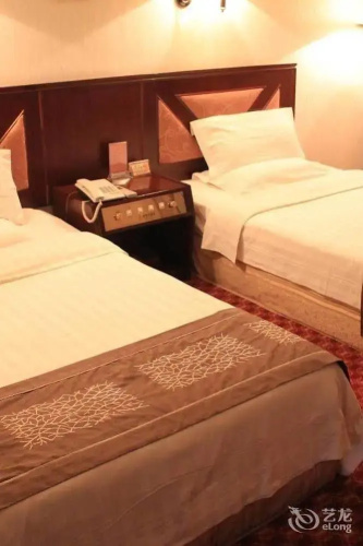 Qianshao Hotel Qingdao