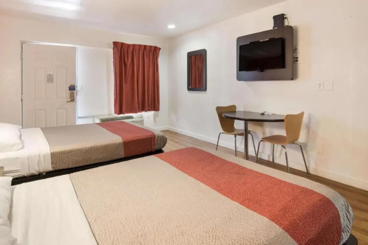 Quality Inn South