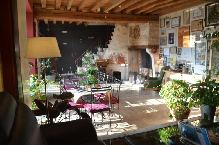 Standard Family room