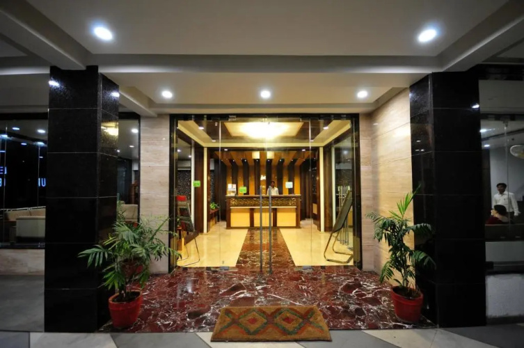Hotel Surabhi Regency