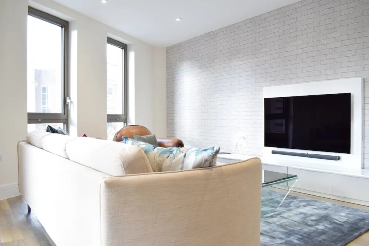 2 Bedroom Flat In Bermondsey