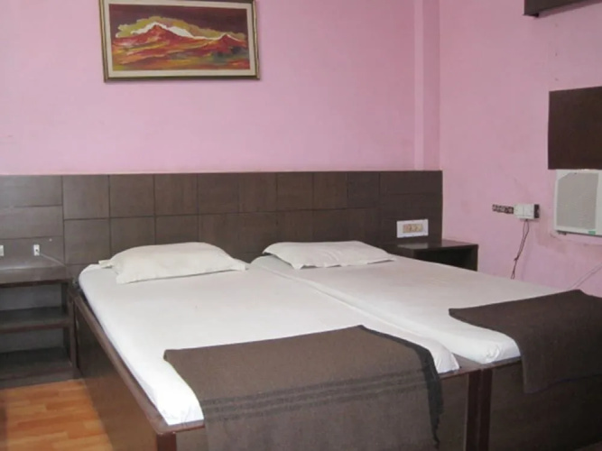 Hotel Arya Palace