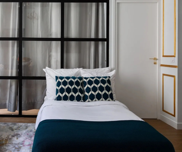 Luxury 2 Bedroom 2 Bathroom - Louvre