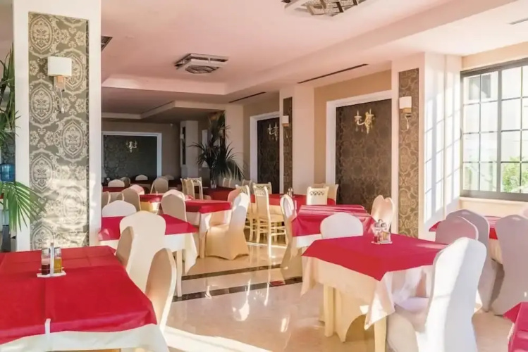 FAFA Beach Resort