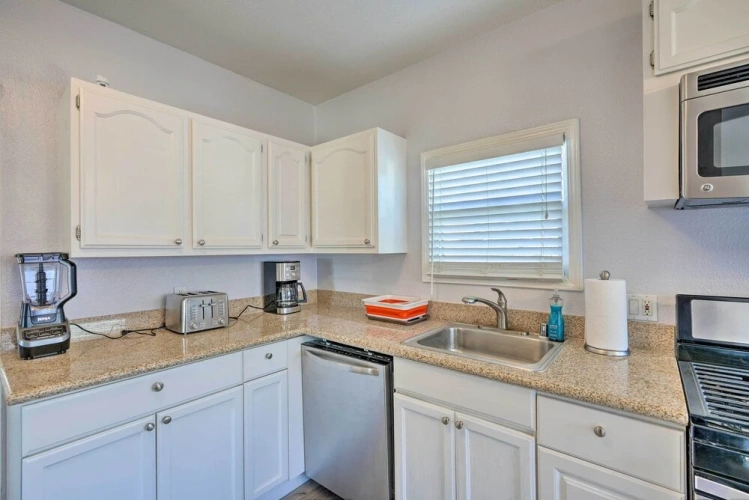2 Bedrooms Cottage