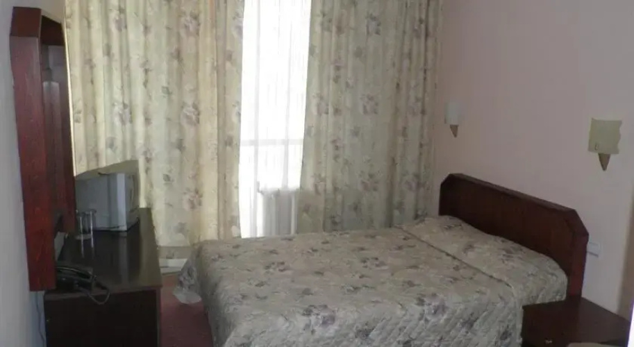 Bor Hotel