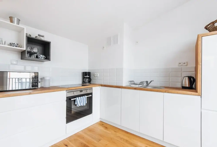 2 Bedrooms Apartment
