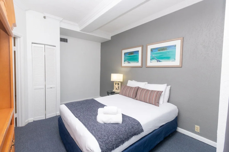 606 Apt Hollywood Beach