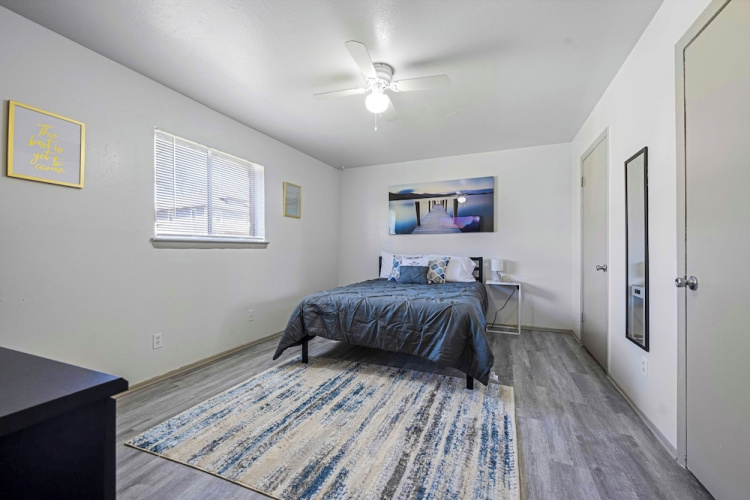 Leandro Apartments