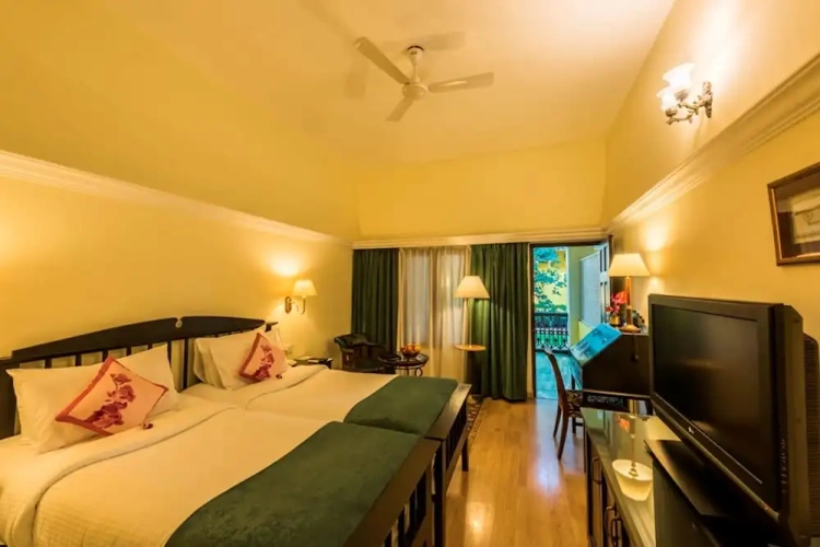 Royal room with balcony and with courtyard view
