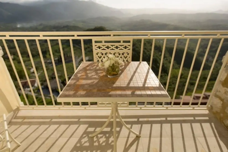 Deluxe room with balcony