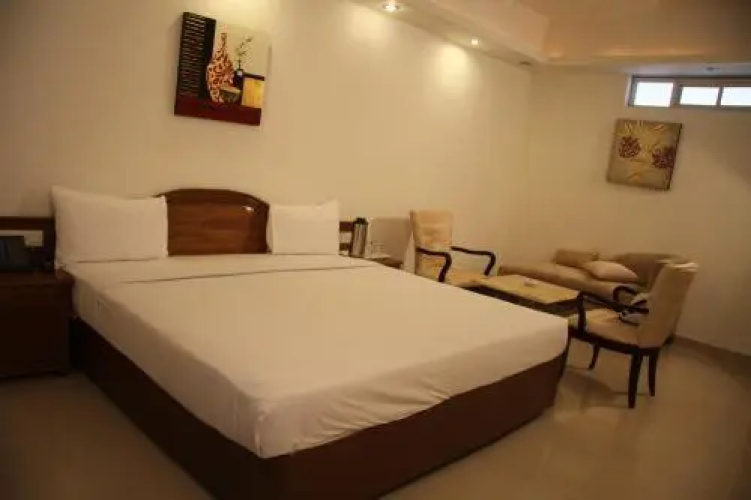 Hotel Rajadhani