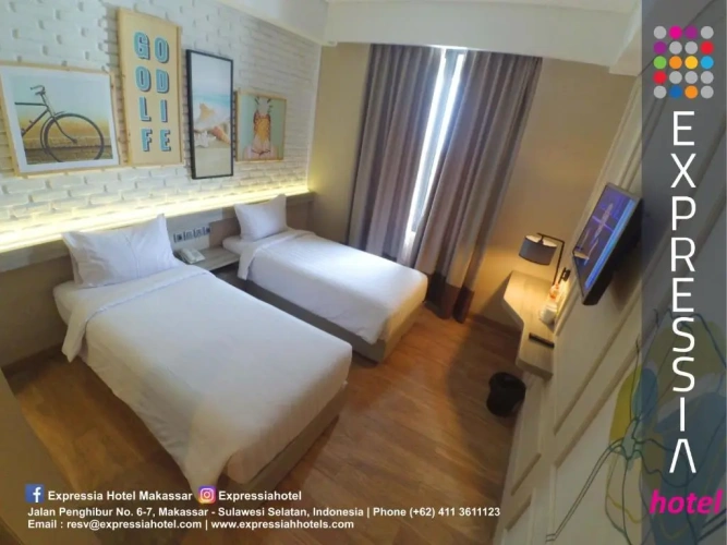 Superior Twin room with city view