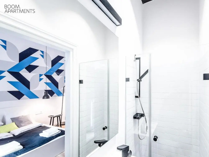 Boom Apartments