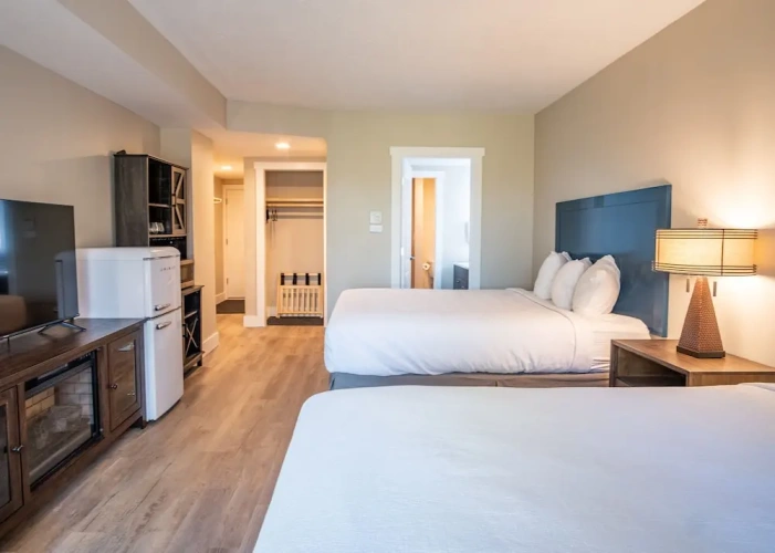 4 Bedrooms Standard Double room