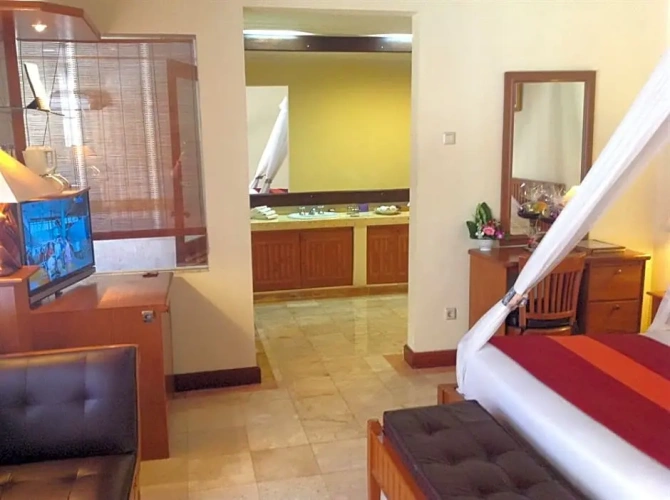 Deluxe Suite