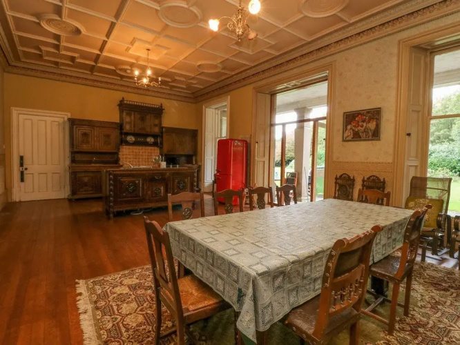 Woodside House
