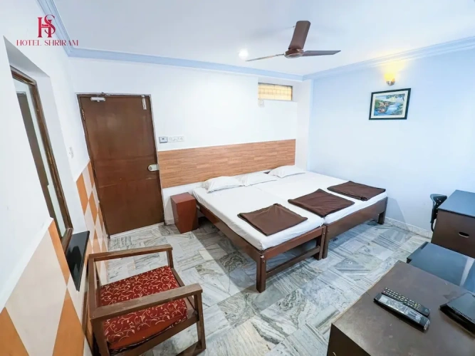 Classic Triple room